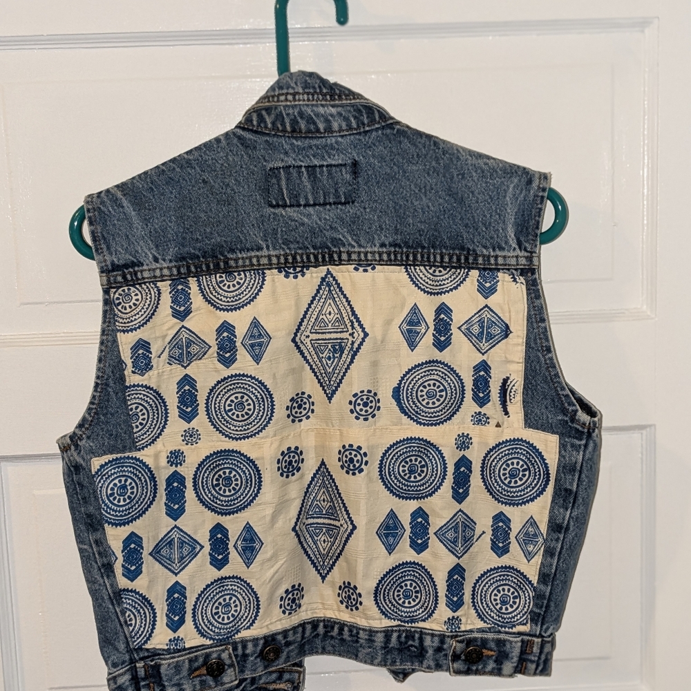 Jean Vest, size small